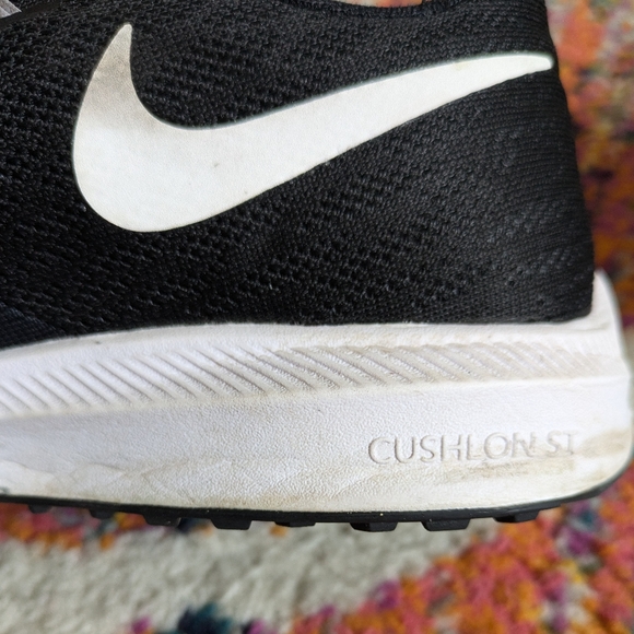 Nike Zoom Winflo 4 Running Shoes Black and White Sneakers Women's Size 6 - Picture 7 of 15